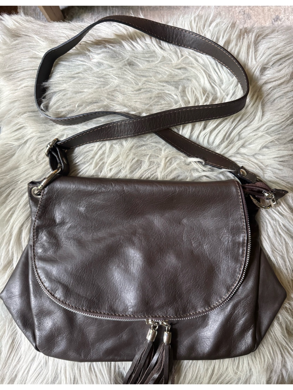 Brown Leather Lavorazione Artigianale Crossbody Satchel